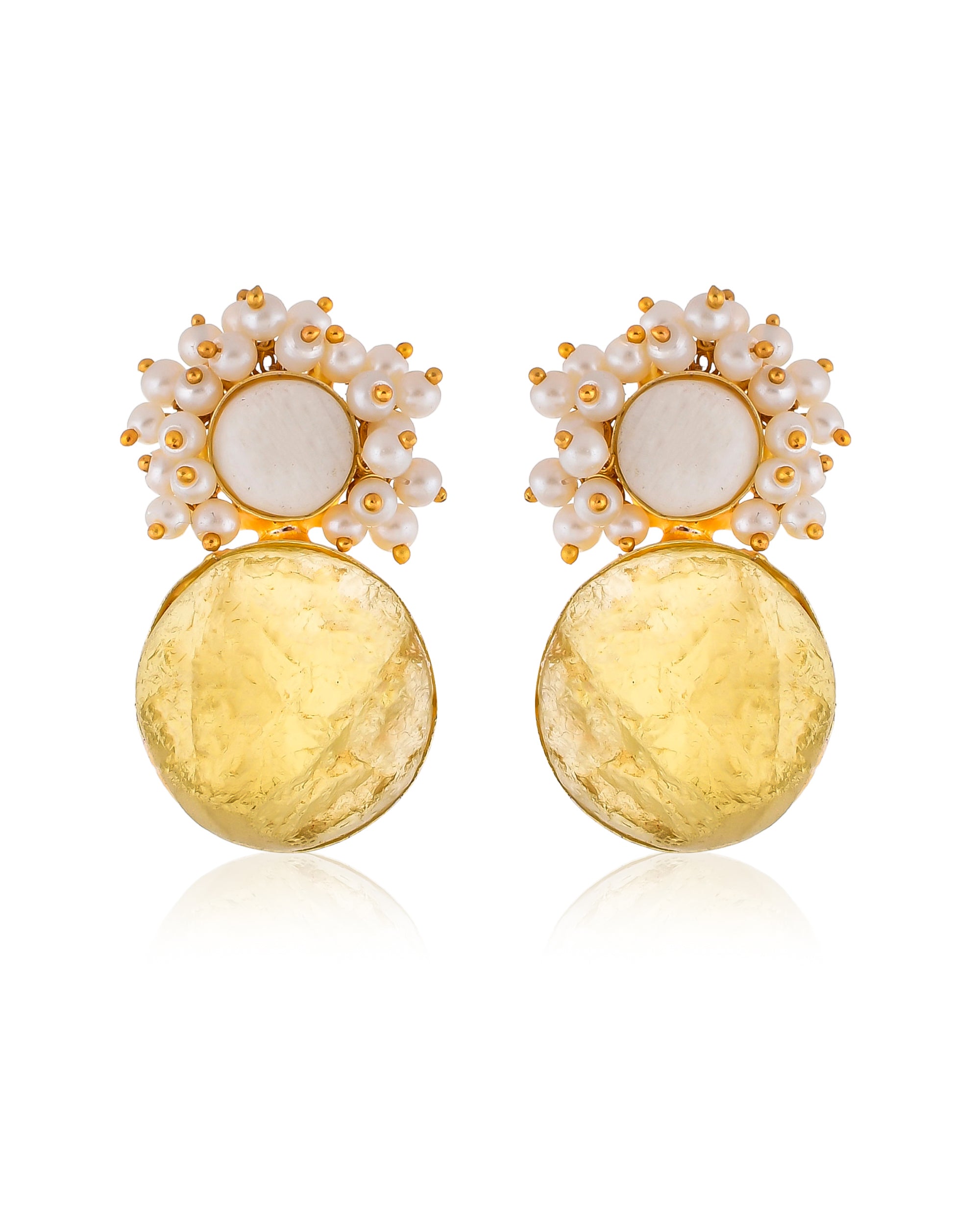 BEAUTIFUL PEARL BEEDED NECKLACE